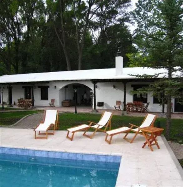 Postales by DOT Boutique