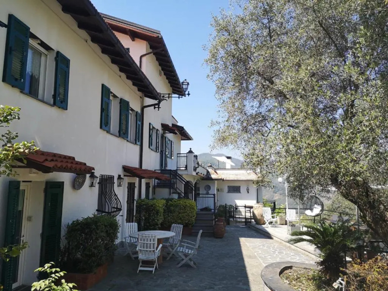 La Vivagna - Casa vista mare tra gli ulivi