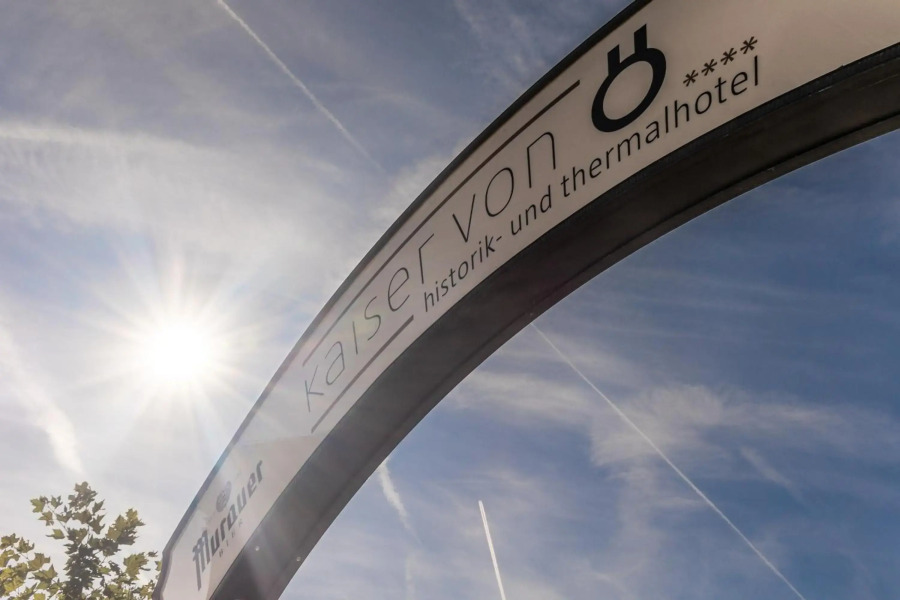 Kaiser von Österreich, Historik- und Thermalhotel