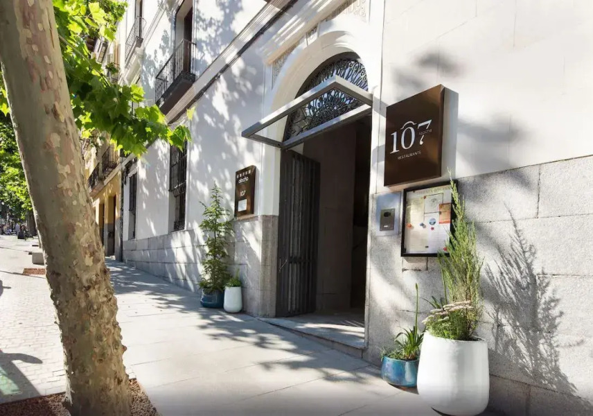 Atocha Hotel Madrid, Tapestry Collection by Hilton