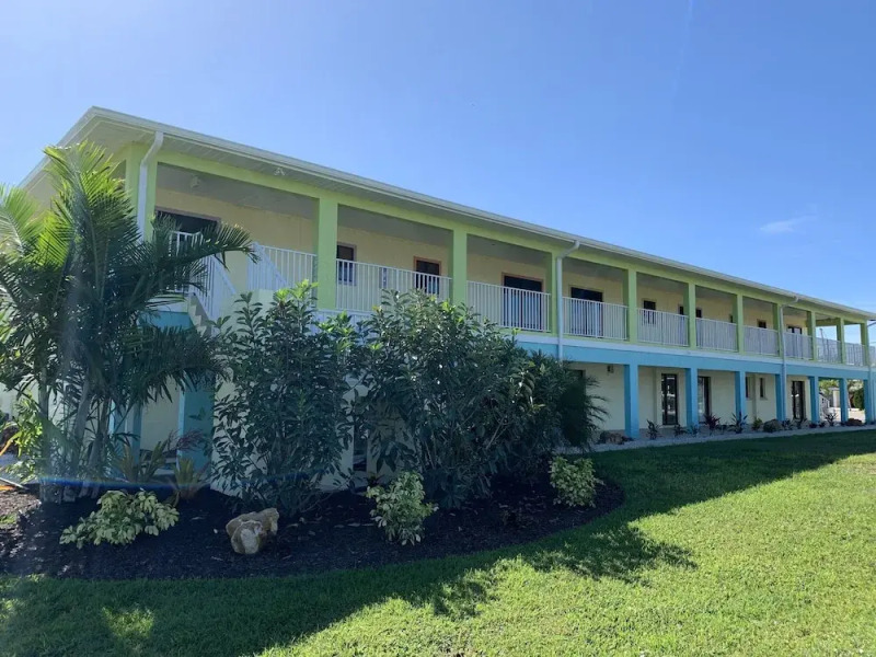 Off the Charts Inn & Out Island Resort