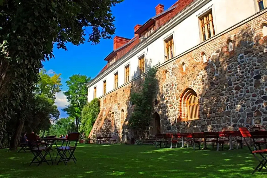 Klasztor Cedynia Hotel
