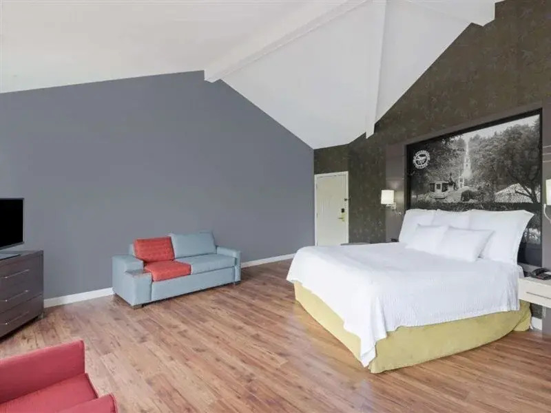 Super 8 By Wyndham Sturbridge