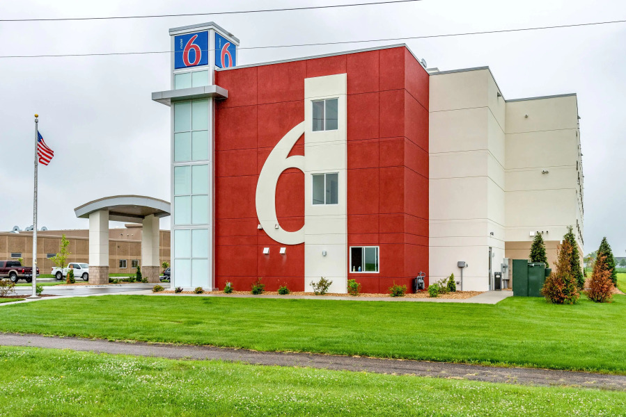 Motel 6 Mankato, MN