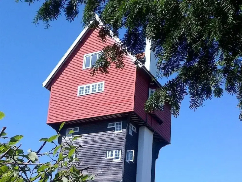 The Follies Cottage B&B