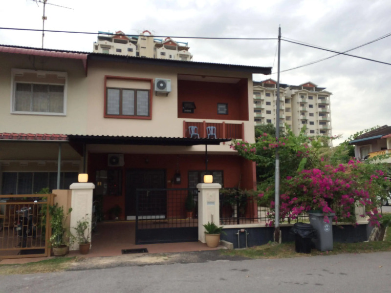 Driftwood Guest House