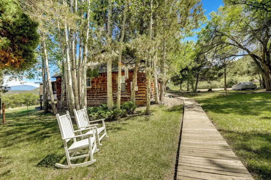 Scenic Mount Sopris View: Historic Alpine Cabin!