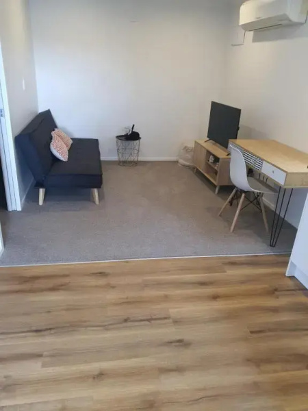Modern 1 Bedroom Guest House