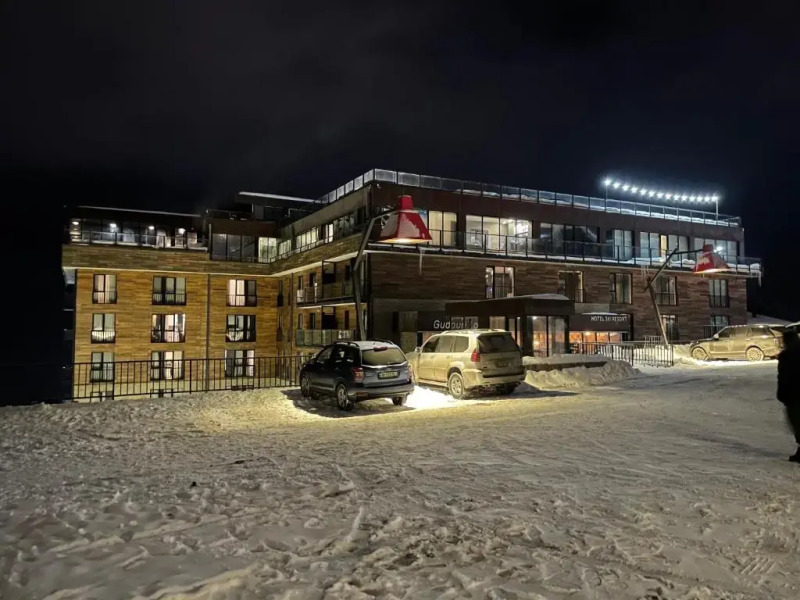Gudauri Hotel Loft, Apartment 418, Next to the Pirveli Lift