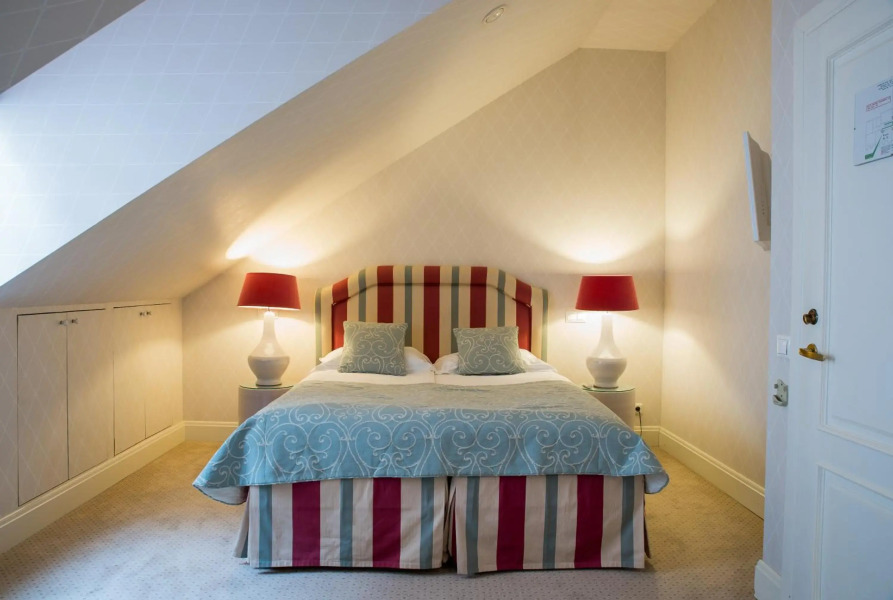 Отель «Апия»