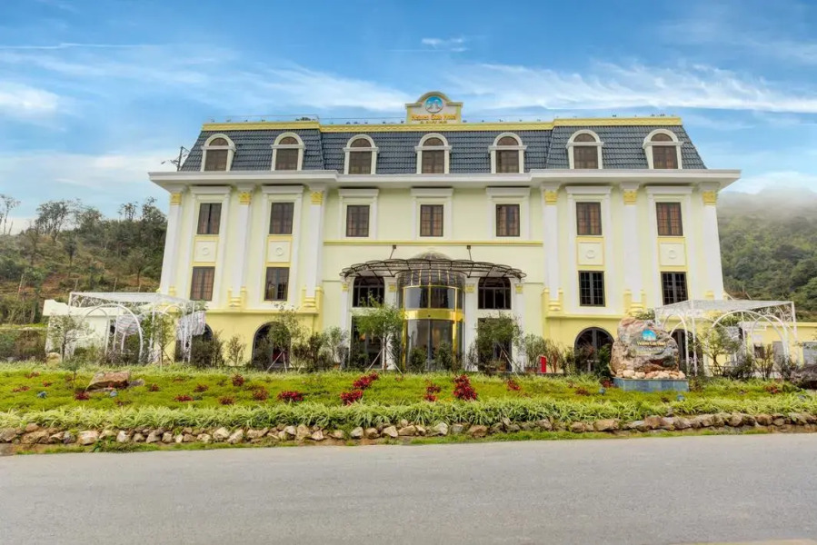 Heaven Gate Hotel O Quy Ho