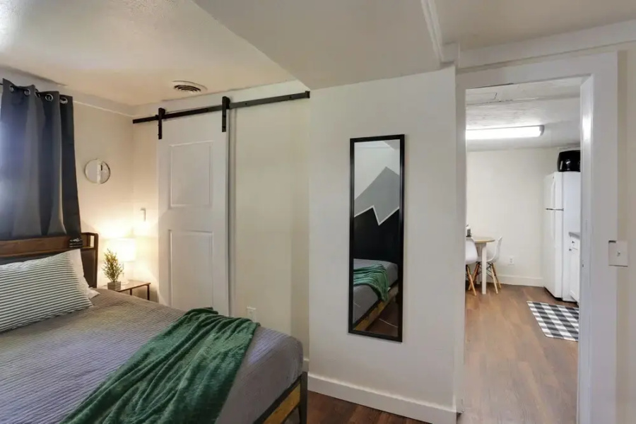 Centrally-located Mountain Getaway in Lead!