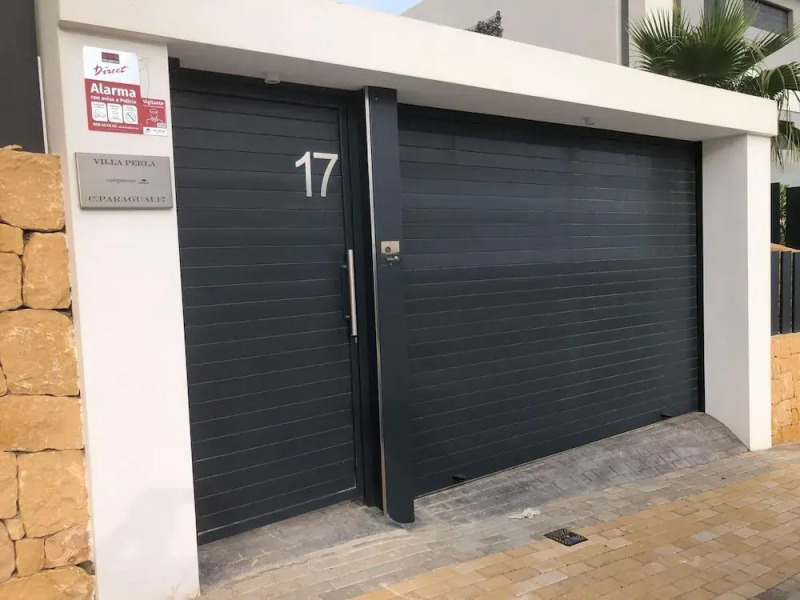 Scenic Villa With Heated Pool