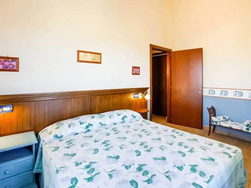 Apartment in Castiglione Near Lake Trasimeno