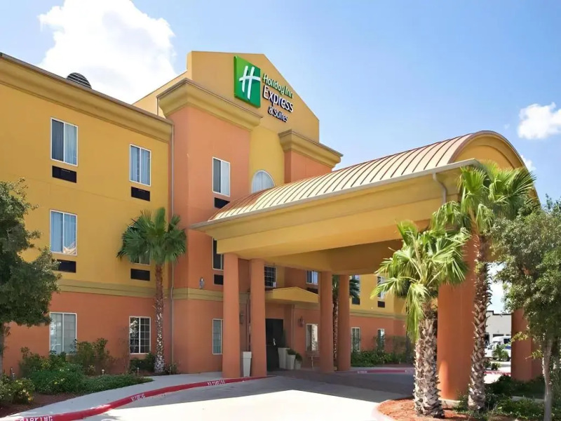 Holiday Inn Express Hotel & Suites Rio Grande City