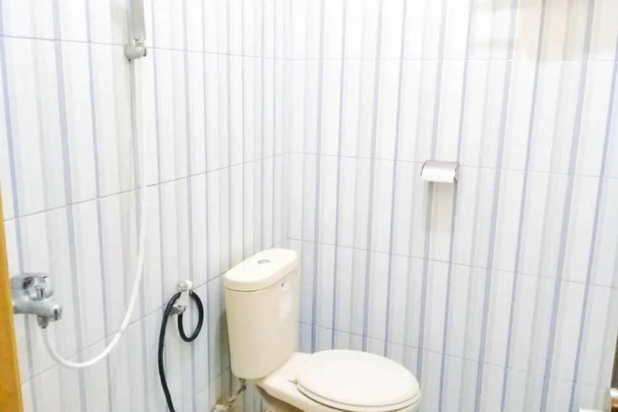 RedDoorz Syariah @ Raya Ponorogo