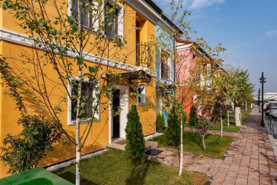 Bucharest Airport Suites & Villas