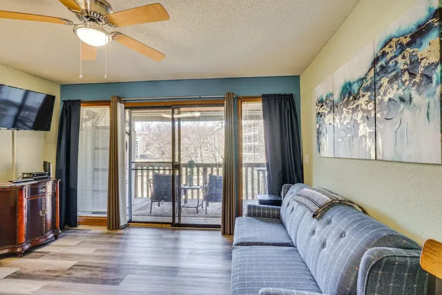 Village of Four Seasons Condo w/ Lake Access