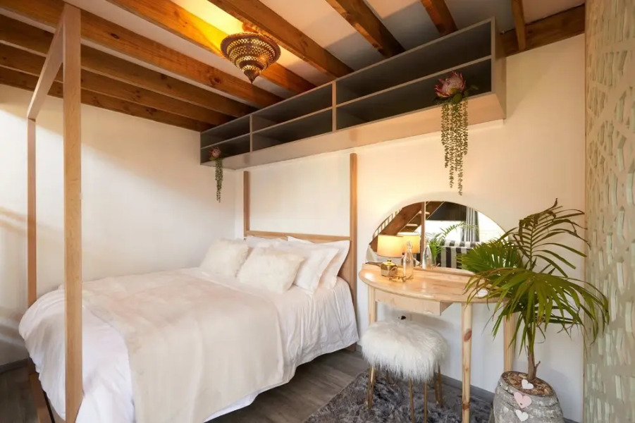 Treedom Villas and Vardos