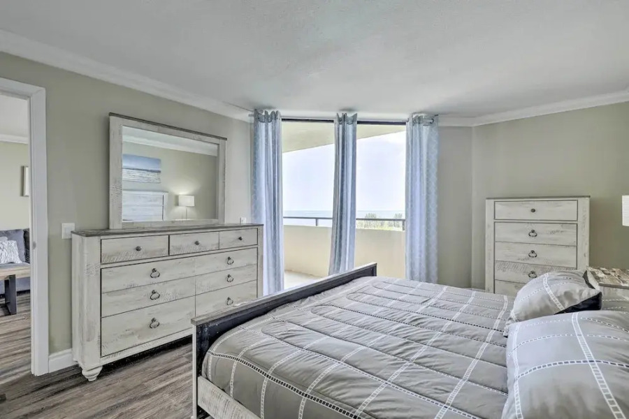 Waterfront Resort Condo w/ Private Beach & Pool