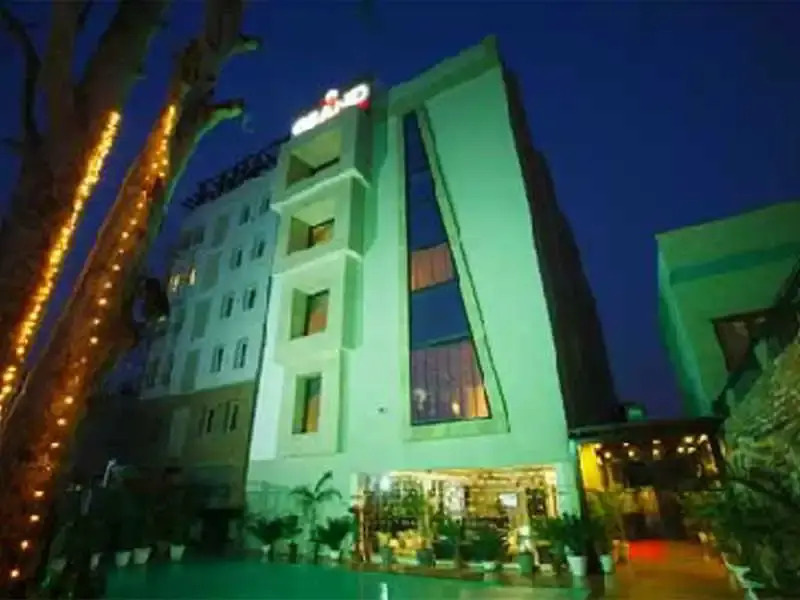 The Grand Hotel Bizzotel