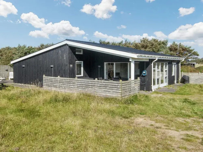 10 Person Holiday Home in Harboore-by Traum