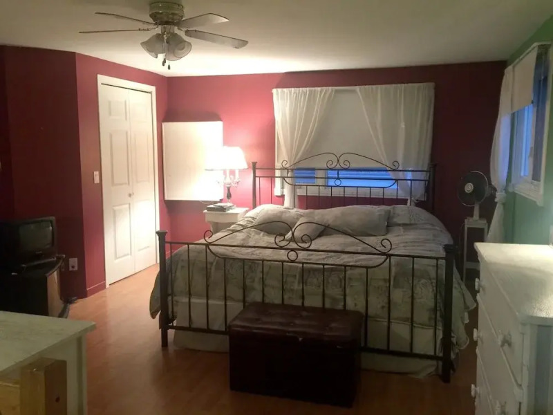 Chalet With 2 Bedrooms in Mashteuiatsh, With Wonderful Lake View