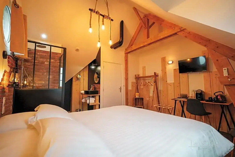 Auberge du Moulin - Le Saltimbanque