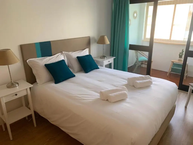 Carcavelos Cozy Lisboa/Cascais/Sintra 5PAX