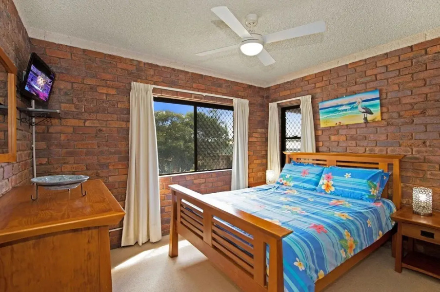 Waterviews,Pool, Wifi its all here !- Welsby Pde, Bongaree