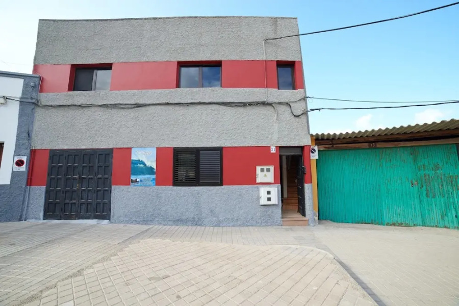 Derecha del Roque overlooking the Sea