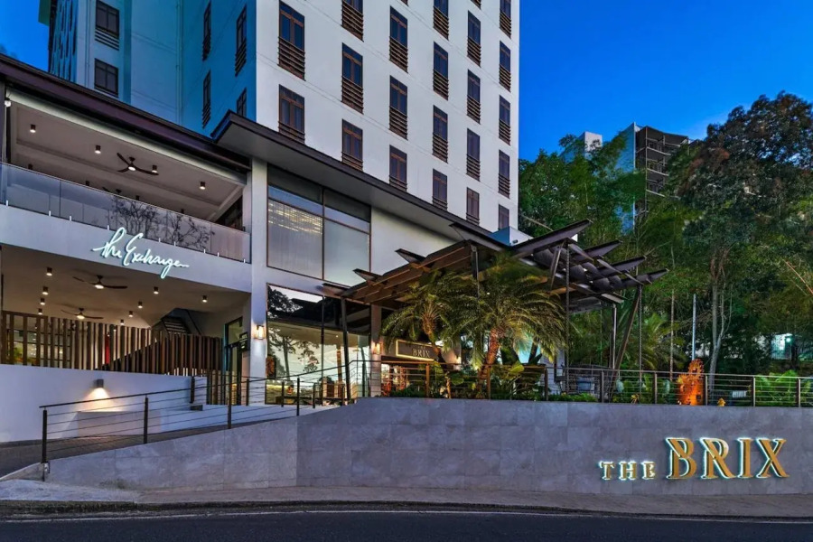 The BRIX, Autograph Collection