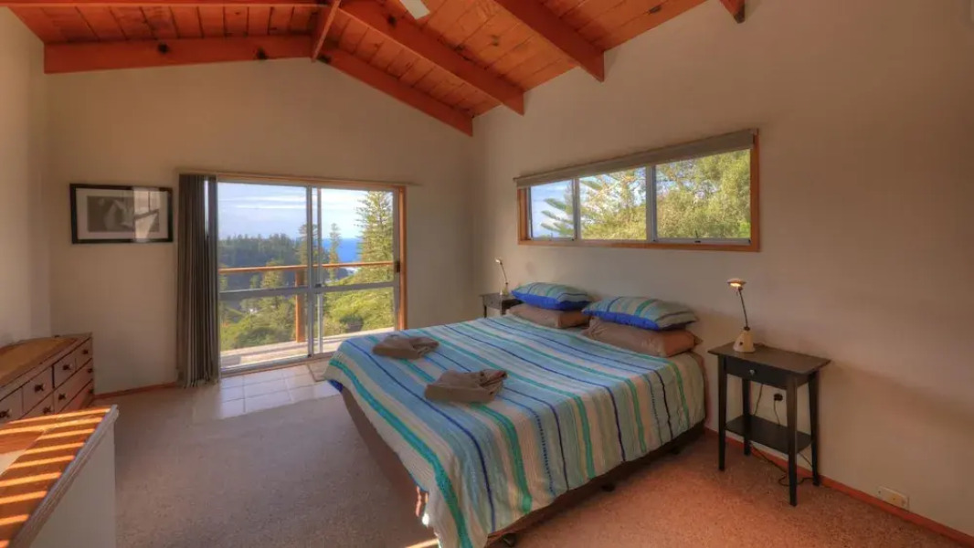 Ball Bay House - Norfolk Island Holiday Homes