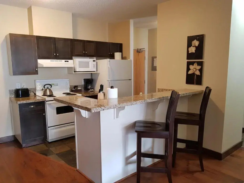 Sunset Resorts Canmore and Spa