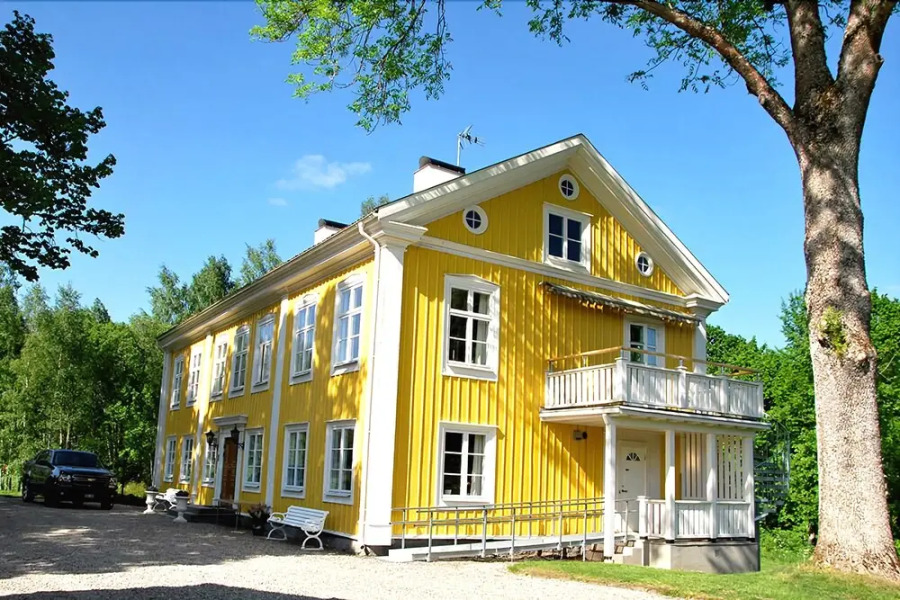 Råsvalslunds Herrgård