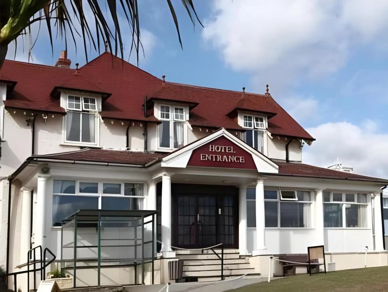 North Shore Hotel & Golf Club