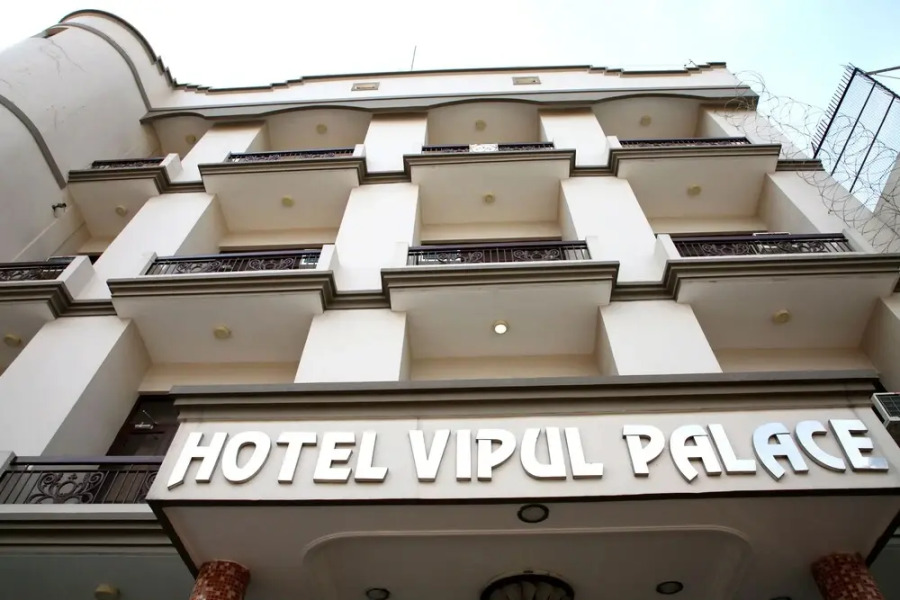 Hotel Vipul Palace