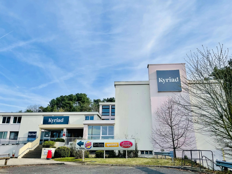 Hotel Kyriad Nemours