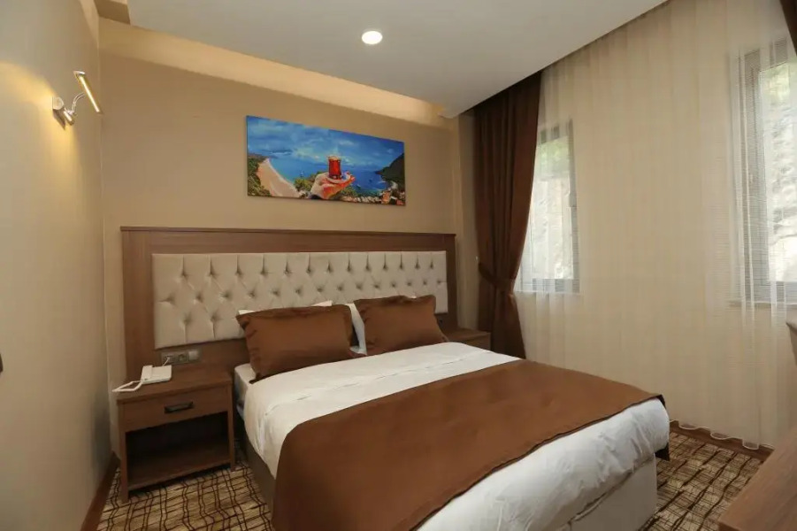 Grand Mela Hotel
