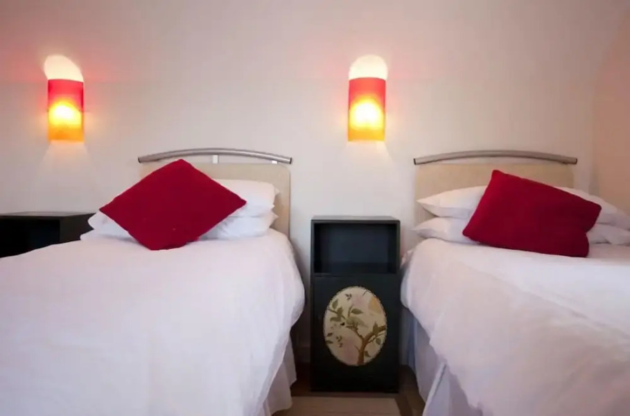 The Longcross Hotel Restaurant & Gardens