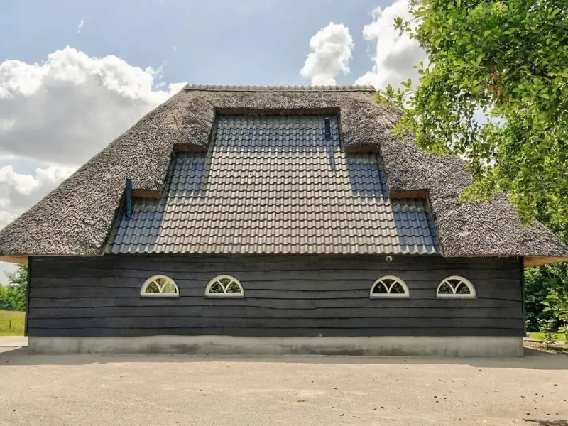 Tranquil Farmhouse in Rijsbergen with Hot Tub and Garden