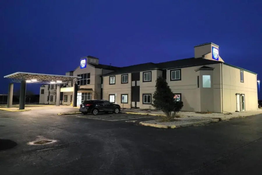 Modern Stay 39 Lakeview By OYO Minonk Garden