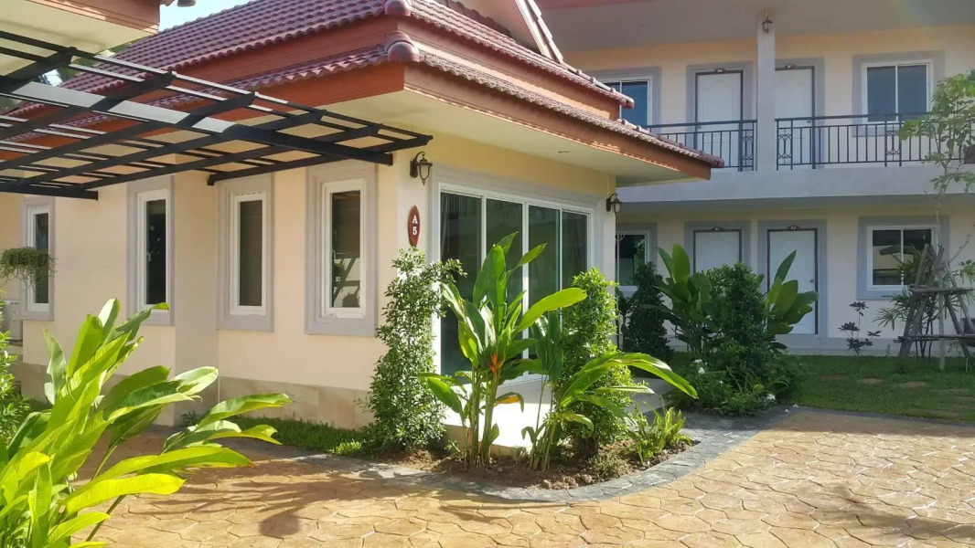 Baan Sooksiri Bangsaray