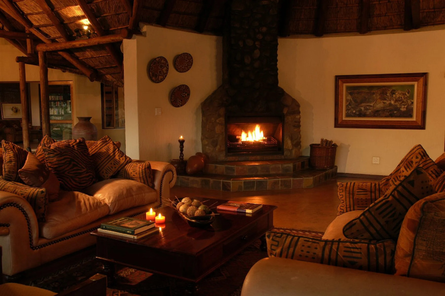 Thornybush Jackalberry Lodge