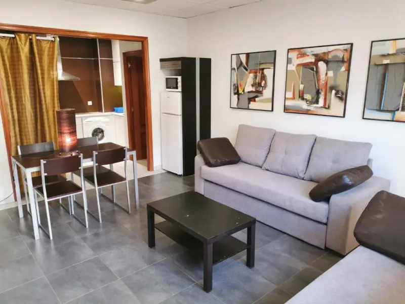 2V Luxury Apartment Near Beach