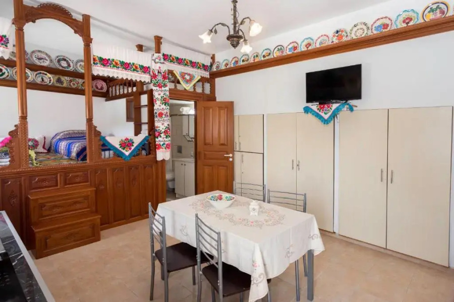 Nicolas Traditional House of Olympos