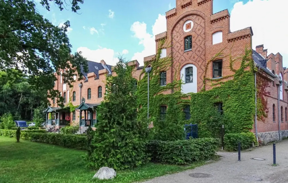 Amazing Apartment in Lübstorf With 1 Bedrooms