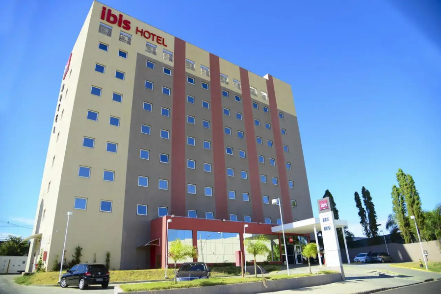 ibis Uberaba