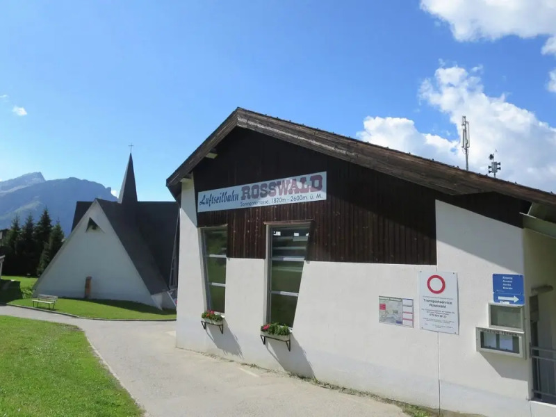 This Chalet is in an Attractive Position in the Car-free Village of Rosswald