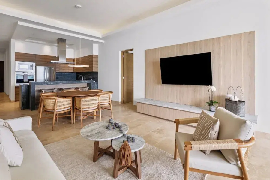 Live Aqua Private Residences La Paz